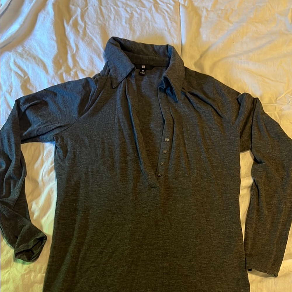 Women’s Gray Long Sleeve Shirt